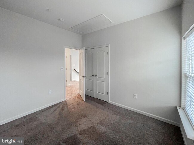 Building Photo - 15501 Newtonmore Ln