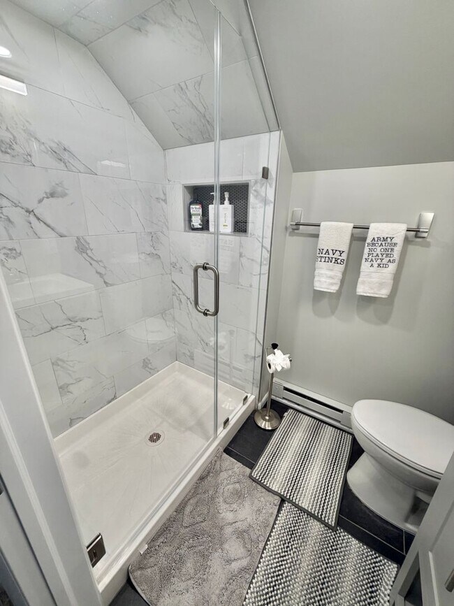 Building Photo - For Rent –Beautiful Home Minutes from West Point and Roe Park