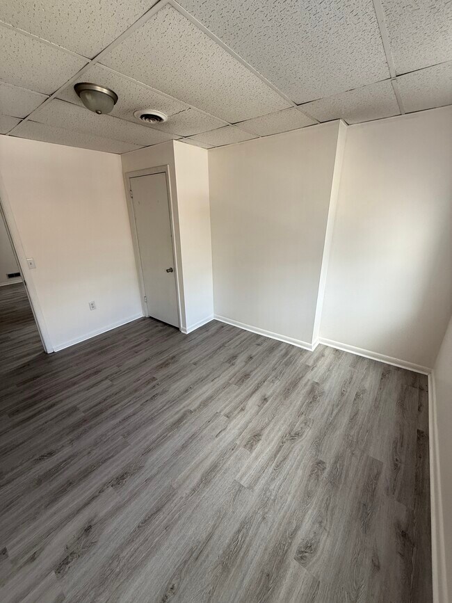 Building Photo - 117 S 22nd St