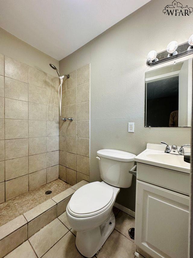 Building Photo - 5006 Kingston Dr