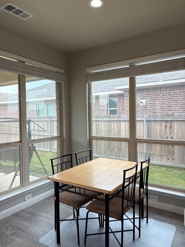 Building Photo - 1003 Fortitude Ct