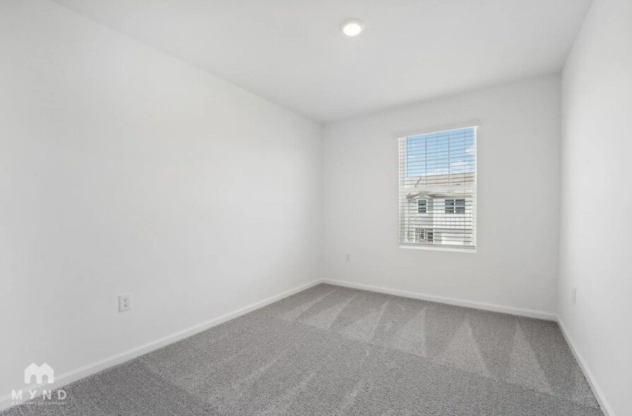 Building Photo - 3017 Fulong Dr