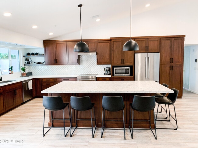 Building Photo - 9067 E Larkspur Dr