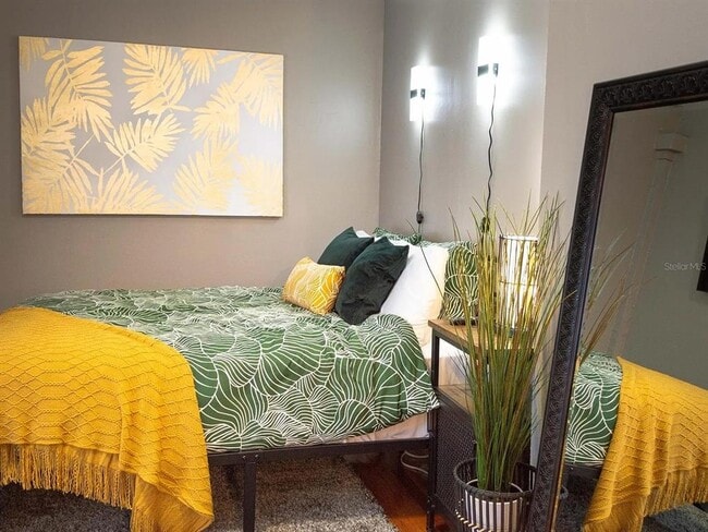 Building Photo - 1013 22nd Ave N