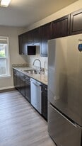 Building Photo - 610 Rawls Dr
