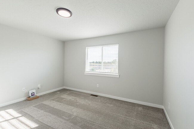 Building Photo - New 4 Bed 2.5 Bath House in Star