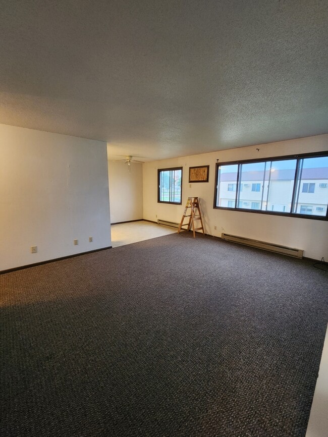 Building Photo - Jefferson Arms 2