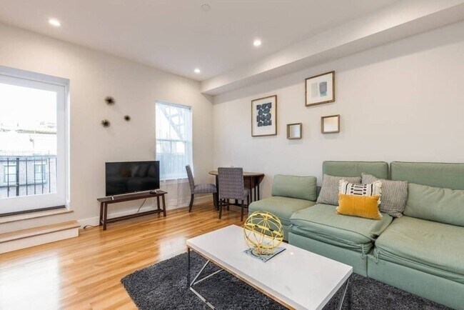 Building Photo - 666 Massachusetts Ave