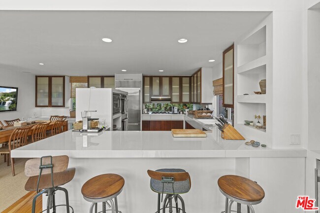 Building Photo - 31851 Seafield Dr