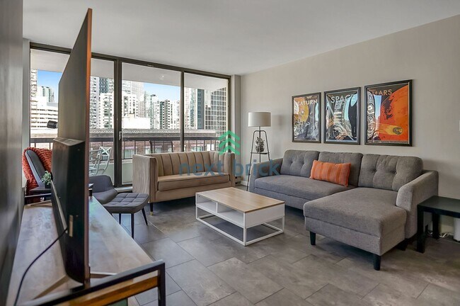 Building Photo - 1 BED & 1 BATH CONDO FOR RENT