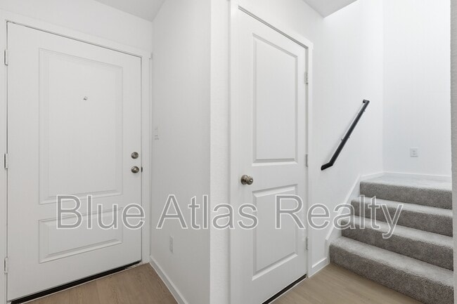 Building Photo - 12113 Steeplechase Dr