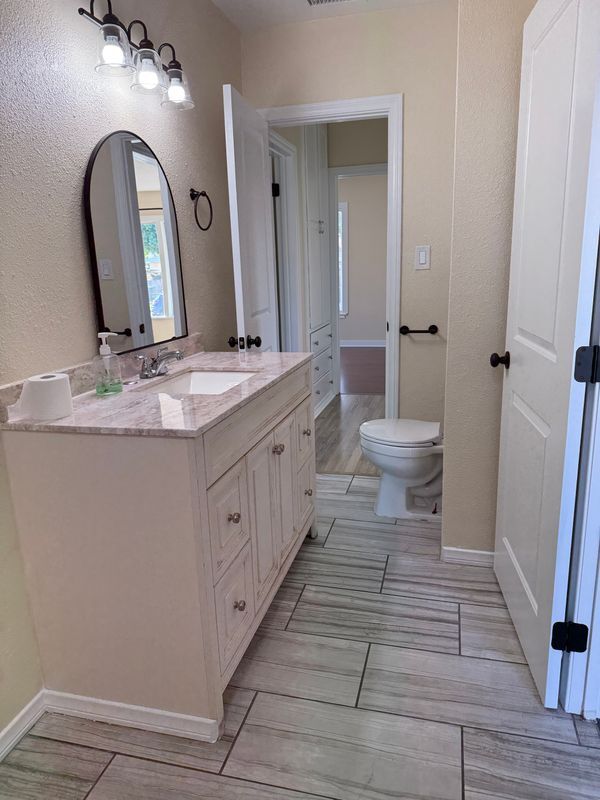 Building Photo - 375 E 137th St