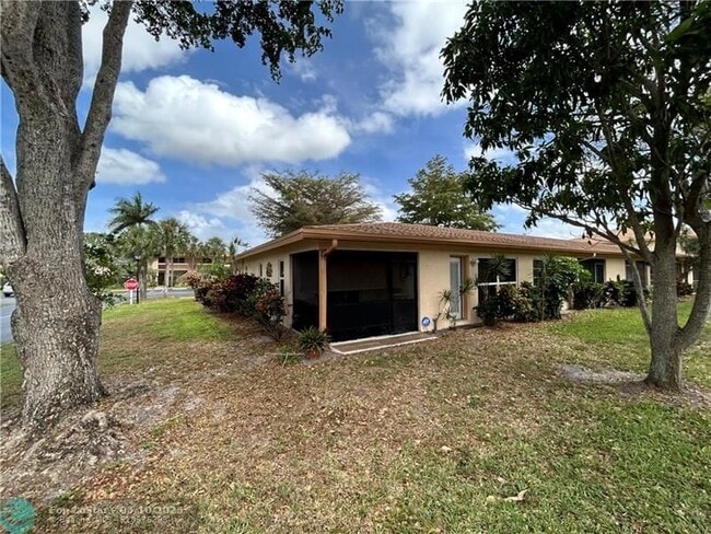 Building Photo - 13363 Pineapple Palm Ct