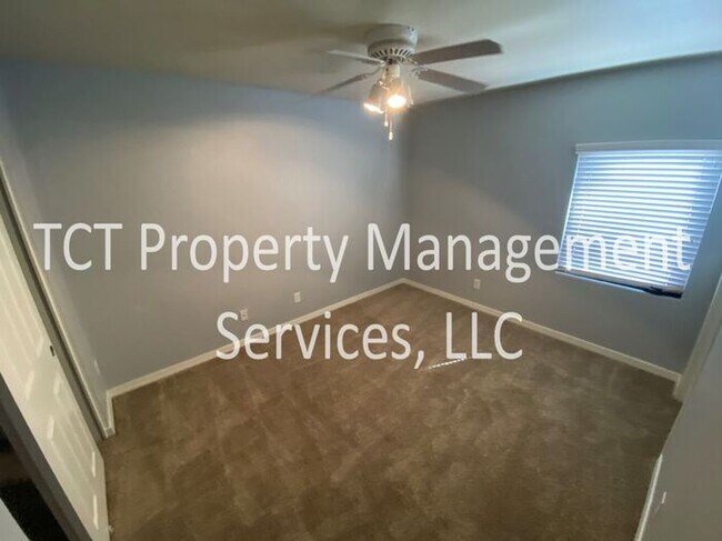 Building Photo - Condo near Tempe Town Lake!!