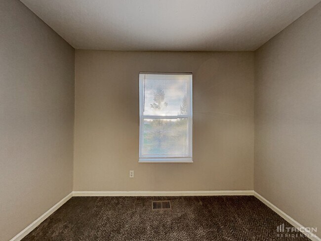 Building Photo - 1640 Composer Way