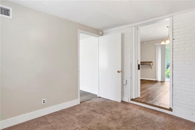 Building Photo - 6023 Lazy Ln