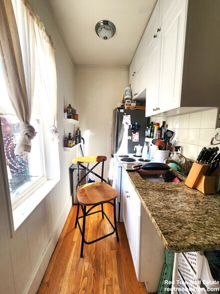 Unit 6 - 106 Myrtle St