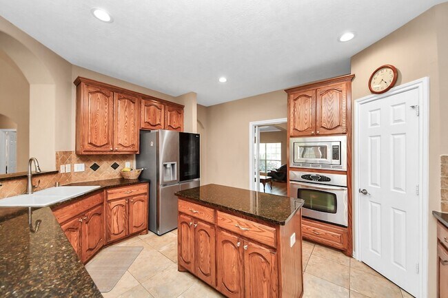 Building Photo - 706 River Delta Ln
