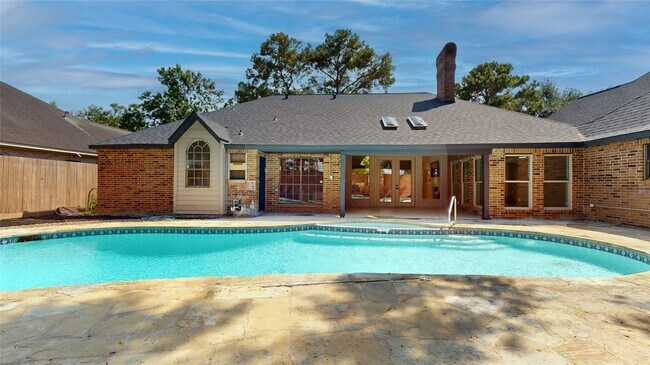 Building Photo - 22010 Rockchester Dr