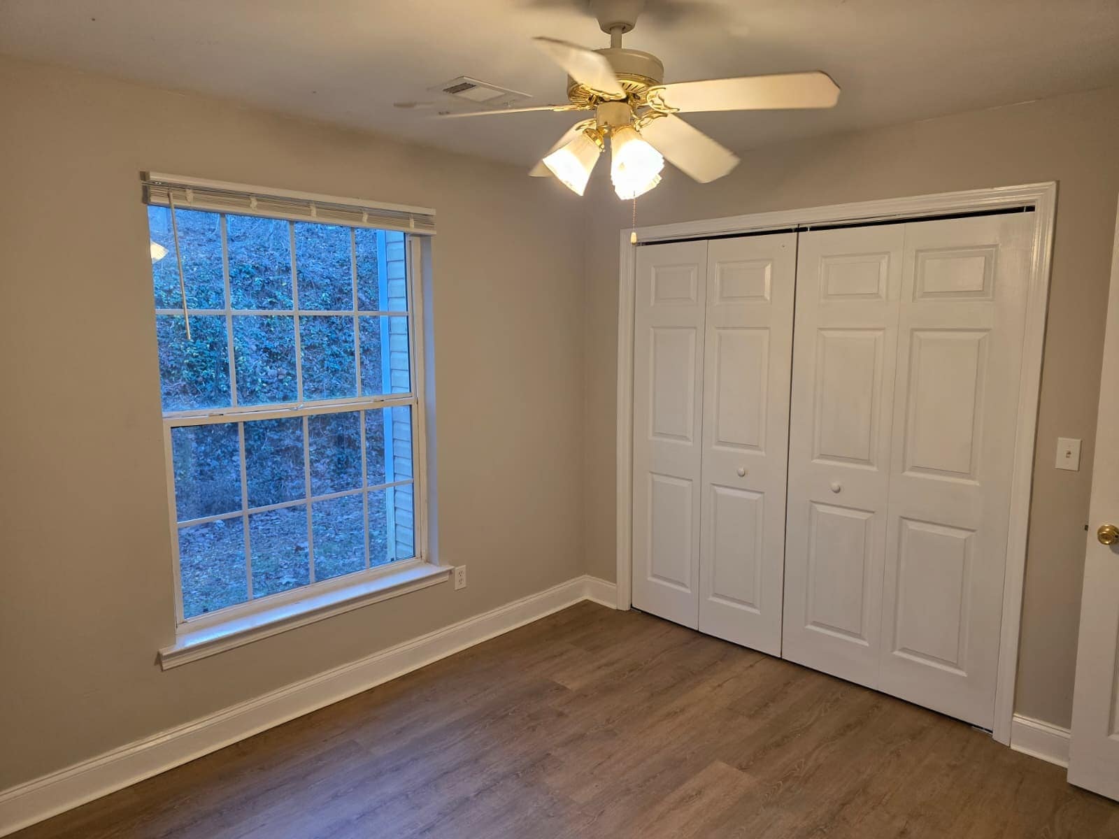 Building Photo - 79 Pine Crest Cir