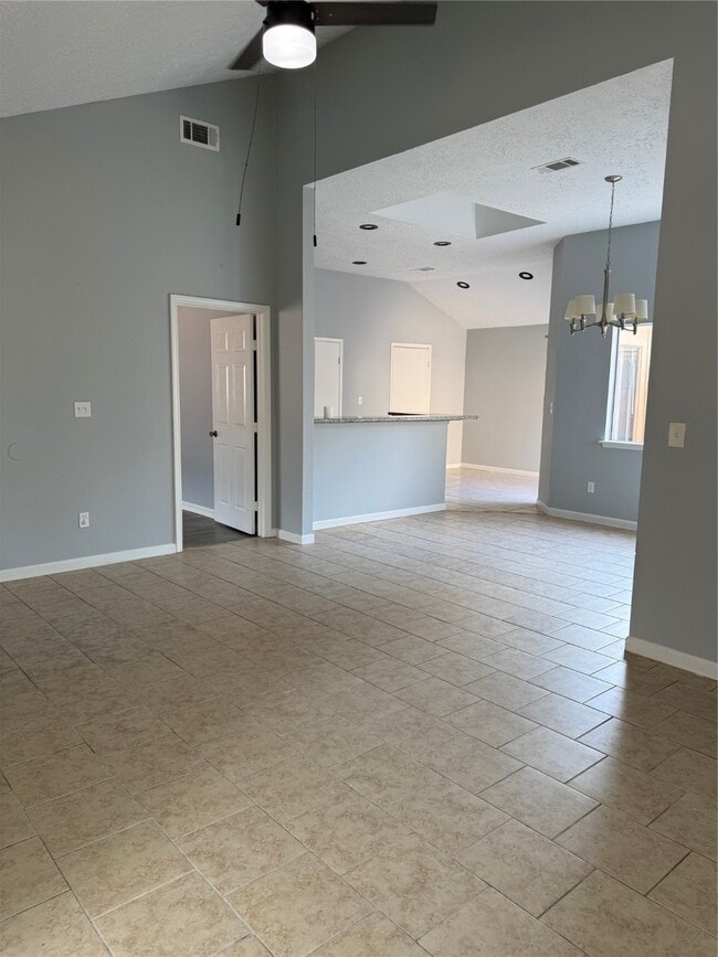 Building Photo - 10727 Staghill Dr