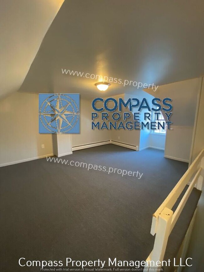 Building Photo - $ 1795 - 4 Bedroom, 1.5 Bath 3 Floor Home,...