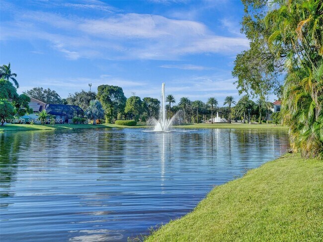 Building Photo - 4310 NW 63rd Ave