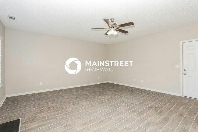 Building Photo - 4 Bedroom Pet-Friendly Home in COVINGTON, ...