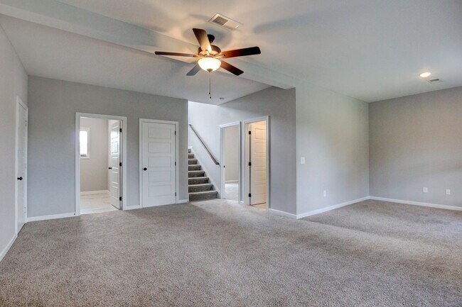 Building Photo - 1092 Barnhill Rd