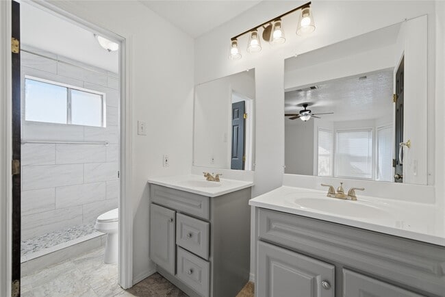 Building Photo - 2406 Webster Ranch Rd