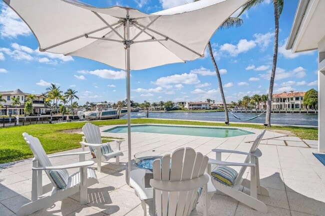 Building Photo - 35 Castle Harbor Isle Dr