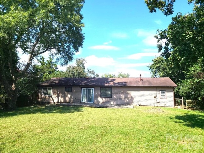 Building Photo - 11026 Vista Haven Dr