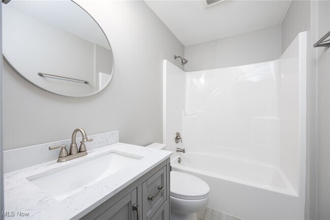 Building Photo - 3101 Wagoner St