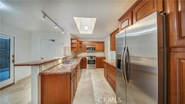 Building Photo - 726 Kendall Dr