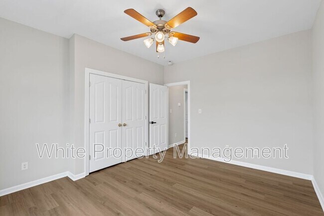 Building Photo - 11012 Southfield Dr