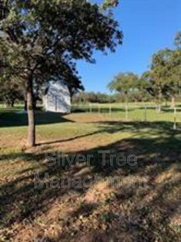 Building Photo - 300 Pr 4382