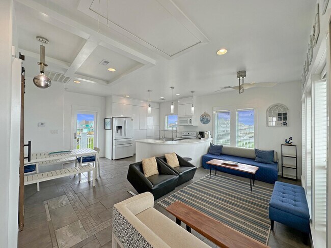 Building Photo - 2496 Gilmore