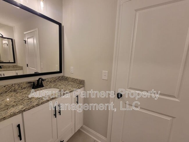 Building Photo - 1554 Baldwin Lakes Dr