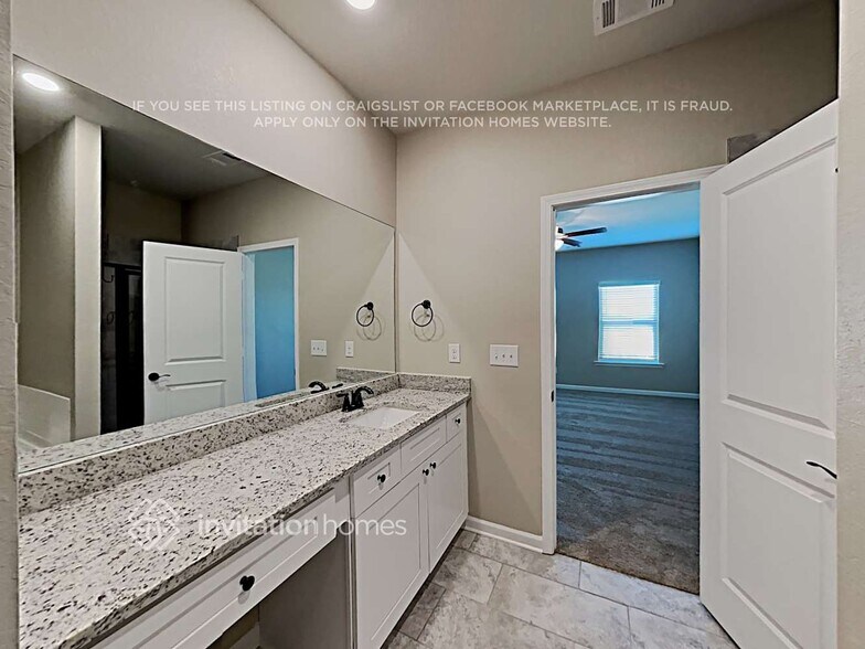 Building Photo - 457 Samara Ct