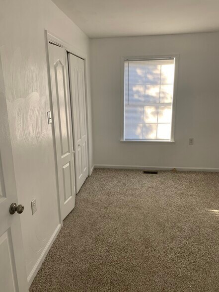Back bedroom - 210 Wilson St