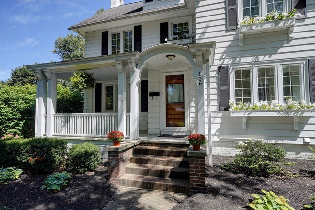 Primary Photo - 106 Ellingwood Dr