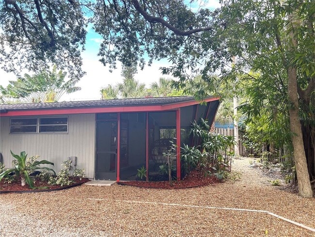 Building Photo - 4830 Higel Ave
