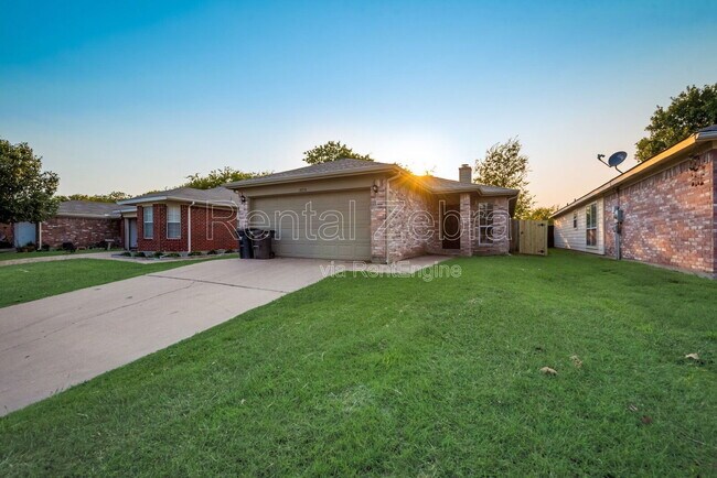 Building Photo - 10536 Towerwood Dr