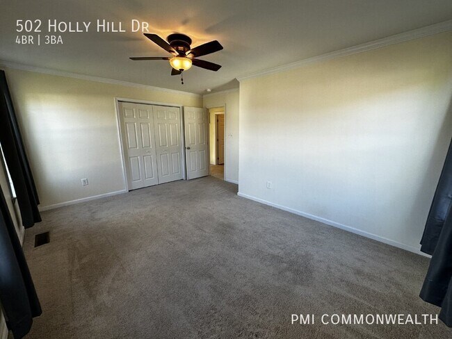 Building Photo - 502 Holly Hill Dr