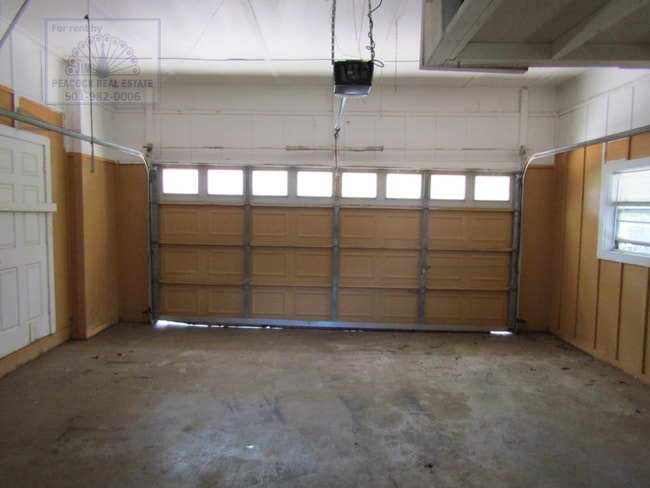 Building Photo - 1101 N Gray St