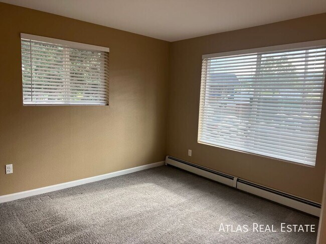 Building Photo - 12111 W Nevada Dr