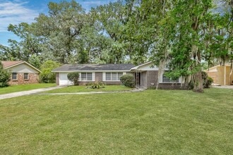 Building Photo - 12473 Northwood Rd