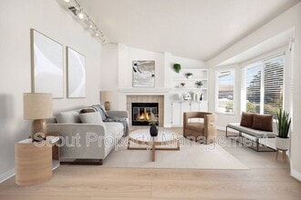 Building Photo - 39149 Rising Hill Dr