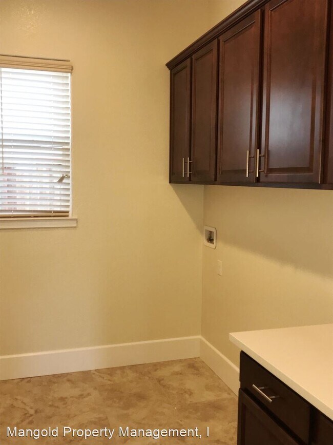 Building Photo - 3 br, 2 bath House - 14941 Breckinridge Ave.
