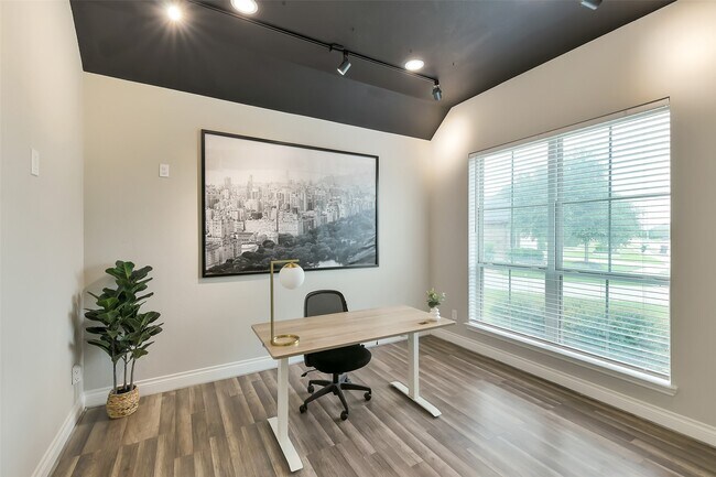 Building Photo - 19827 Bronze Spur Ct